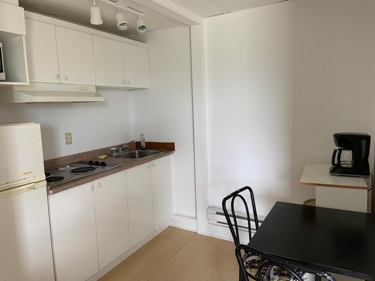 Motel & Chalets --Shefford-Waterloo- Habitation Forest 외부 사진