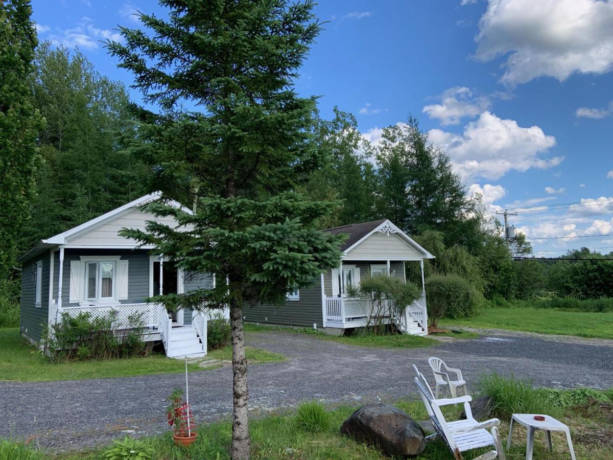 Motel & Chalets --Shefford-Waterloo- Habitation Forest 외부 사진